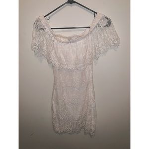 Almost Famous Lace Bodycon Dress